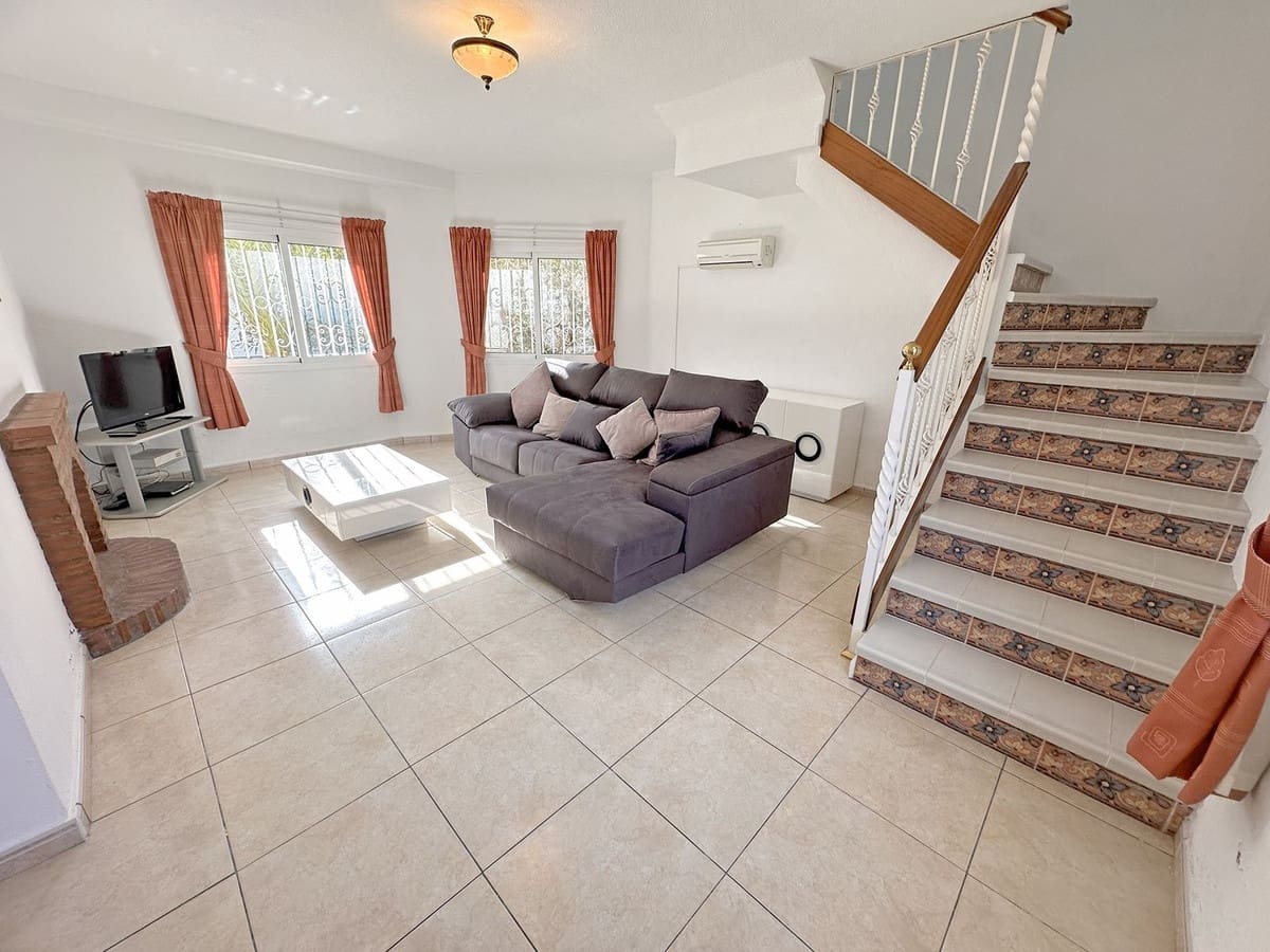 4 camera da letto Villa in vendita in Mijas Costa - 650.000 € (Rif: 9920672)