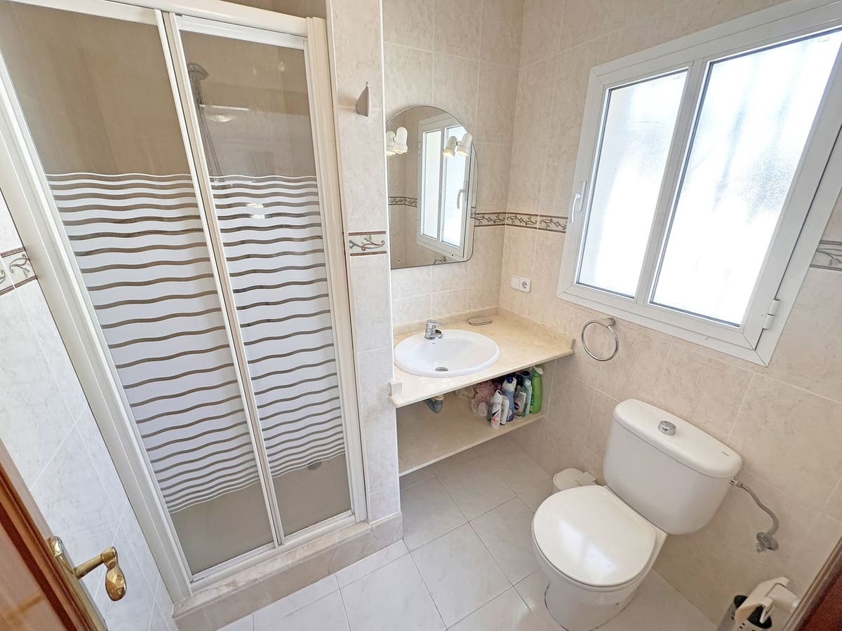 4 camera da letto Villa in vendita in Mijas Costa - 650.000 € (Rif: 9920672)