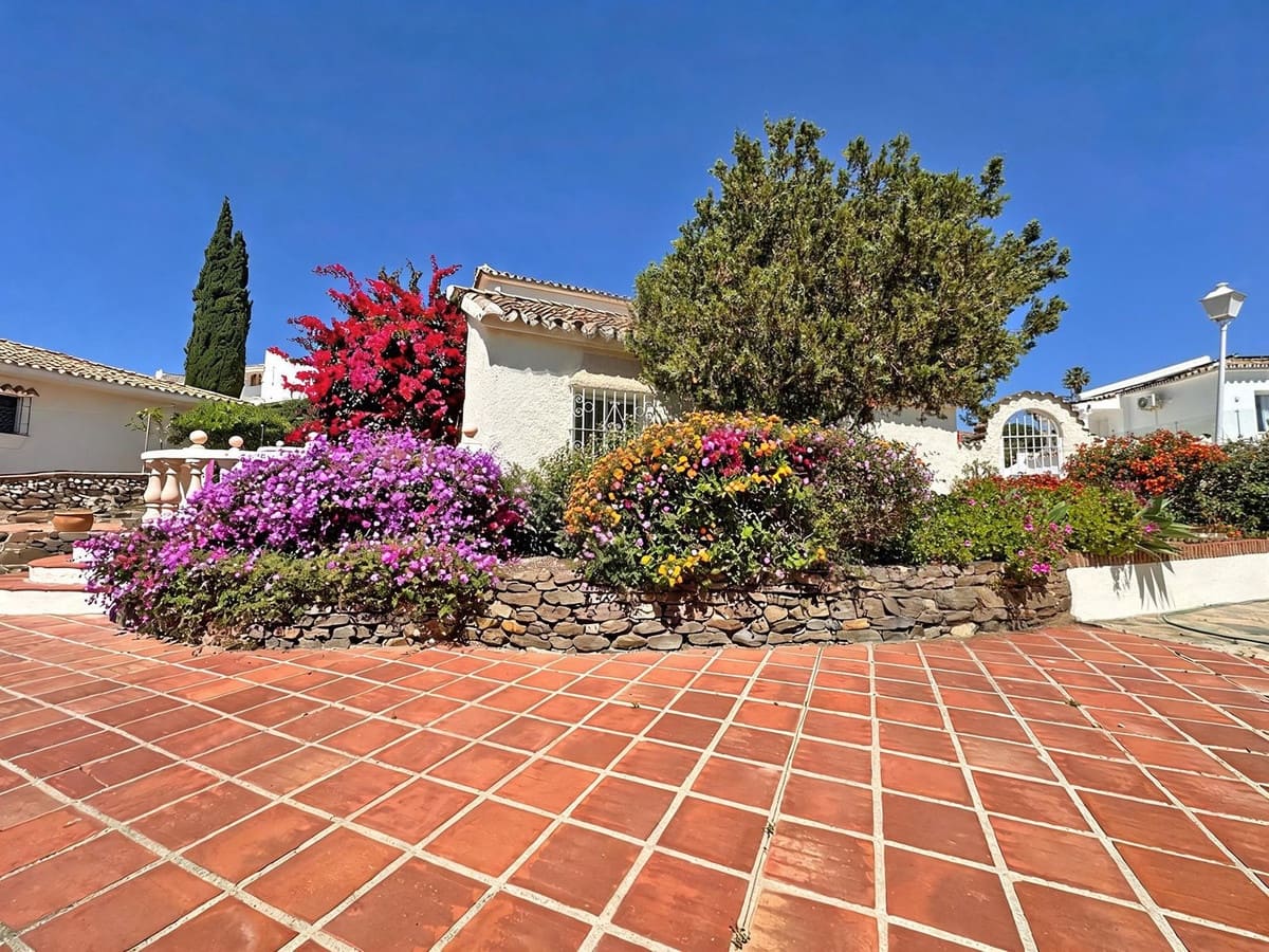4 camera da letto Villa in vendita in Mijas Costa - 650.000 € (Rif: 9920672)