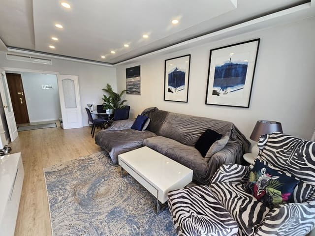 2 slaapkamer Appartement te koop in El Paraiso, Estepona met zwembad - € 330.000 (Ref: 9920675)