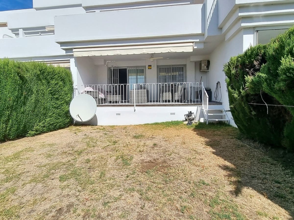 2 slaapkamer Appartement te koop in El Paraiso met zwembad - € 330.000 (Ref: 9920675)