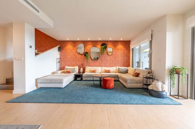 3 Zimmer Haus zu verkaufen in Calahonda, Mijas mit Pool - 749.000 € (Ref: 9920677)
