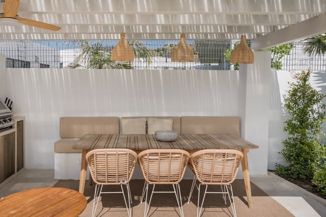 3 chambre Maison de Ville à vendre à Riviera del Sol, Mijas avec piscine - 850 000 € (Ref: 9920681)