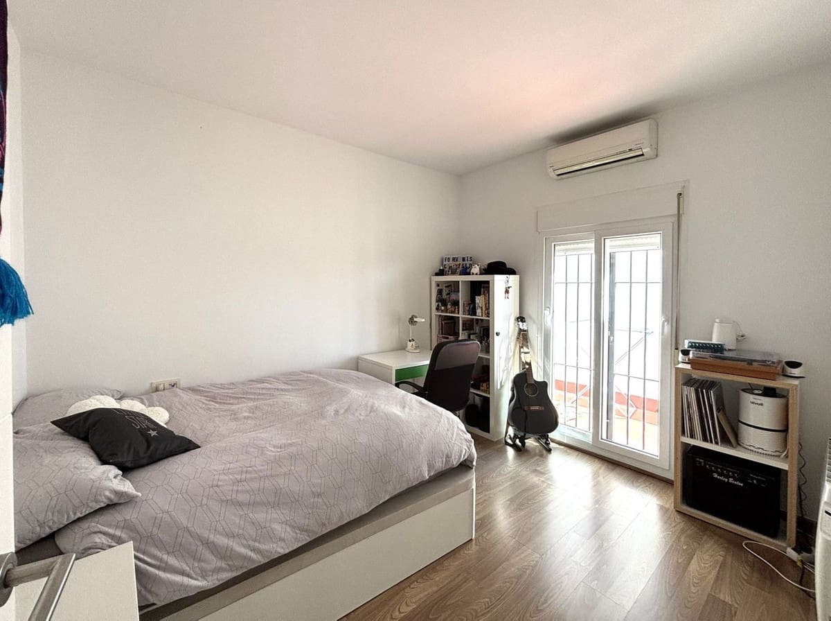 4 chambre Maison de Ville à vendre à San Pedro de Alcantara avec piscine - 580 000 € (Ref: 9920682)