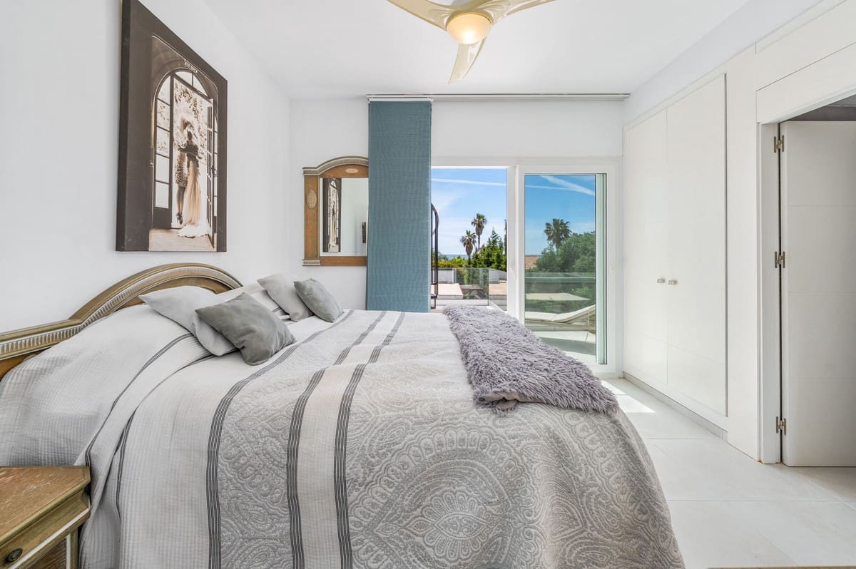 3 soverom Villa til salgs i Costalita med svømmebasseng - € 1 495 000 (Ref: 9920684)