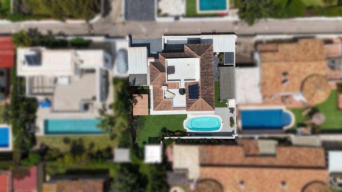 3 soverom Villa til salgs i Costalita med svømmebasseng - € 1 495 000 (Ref: 9920684)