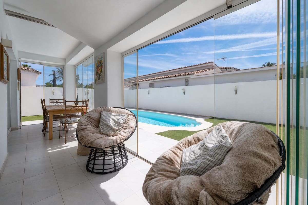 3 soverom Villa til salgs i Costalita med svømmebasseng - € 1 495 000 (Ref: 9920684)