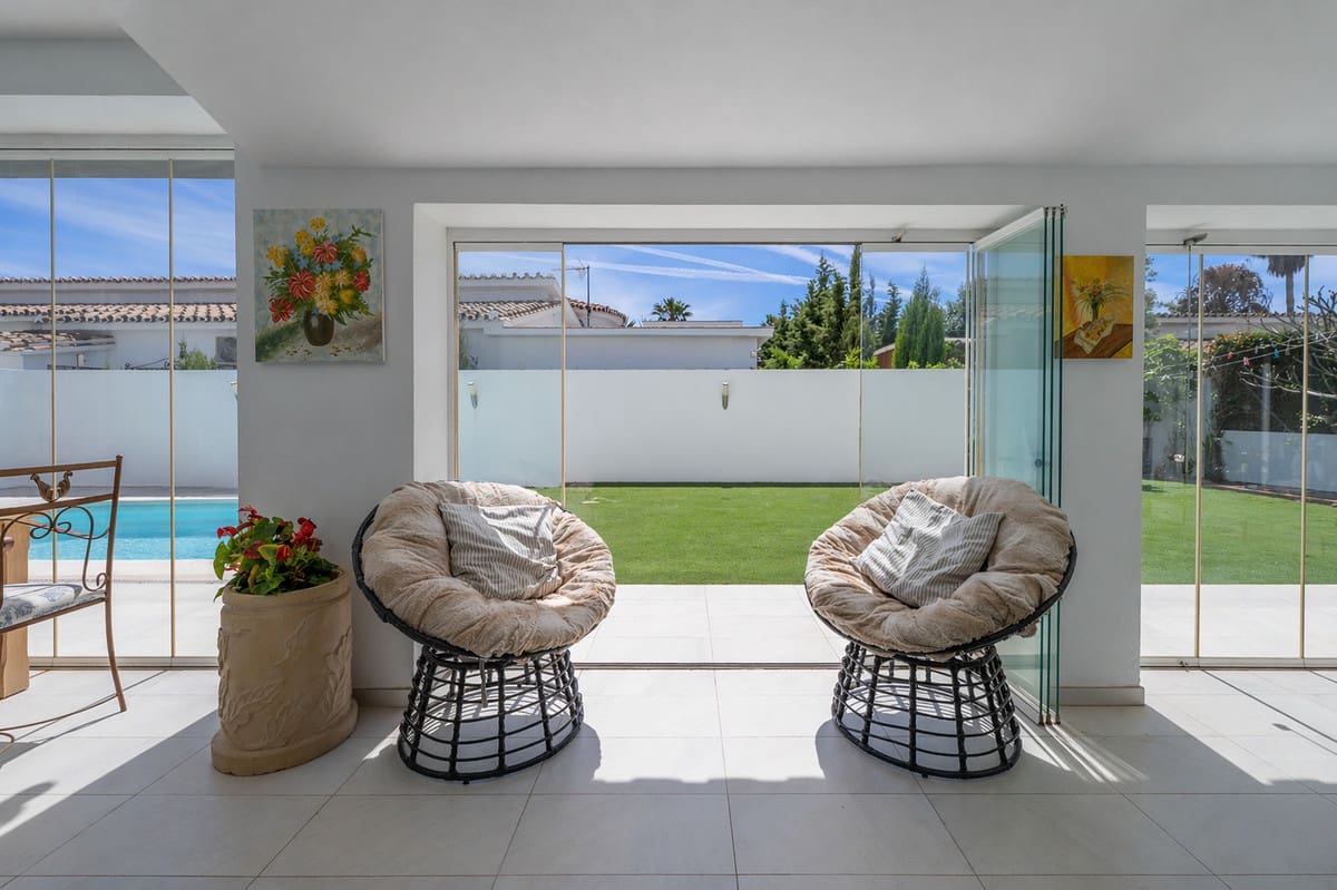 3 soverom Villa til salgs i Costalita med svømmebasseng - € 1 495 000 (Ref: 9920684)