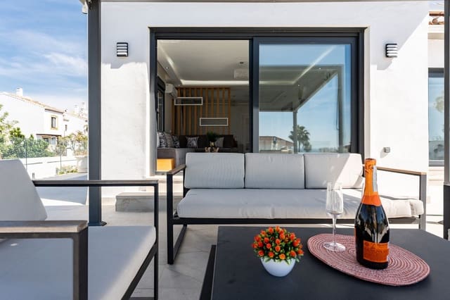 4 makuuhuone Huvila myytävänä paikassa Riviera del Sol, Mijas mukana uima-altaan - 1 350 000 € (Ref: 9920685)