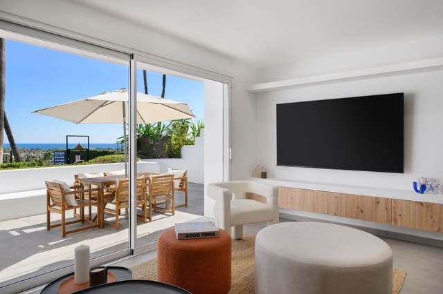 3 Zimmer Apartment zu verkaufen in El Paraiso, Estepona mit Pool - 695.000 € (Ref: 9922601)
