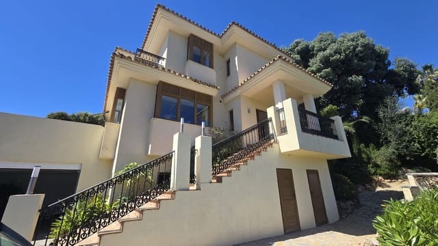 7 bedroom Villa for sale in El Rosario, Marbella with pool - € 3,500,000 (Ref: 9922605)