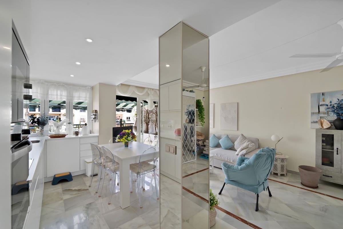 2 Zimmer Apartment zu verkaufen in Nueva Andalucia - 460.000 € (Ref: 9922609)