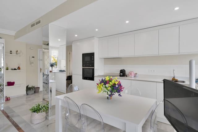 2 Zimmer Apartment zu verkaufen in Puerto Banus, Marbella - 460.000 € (Ref: 9922609)