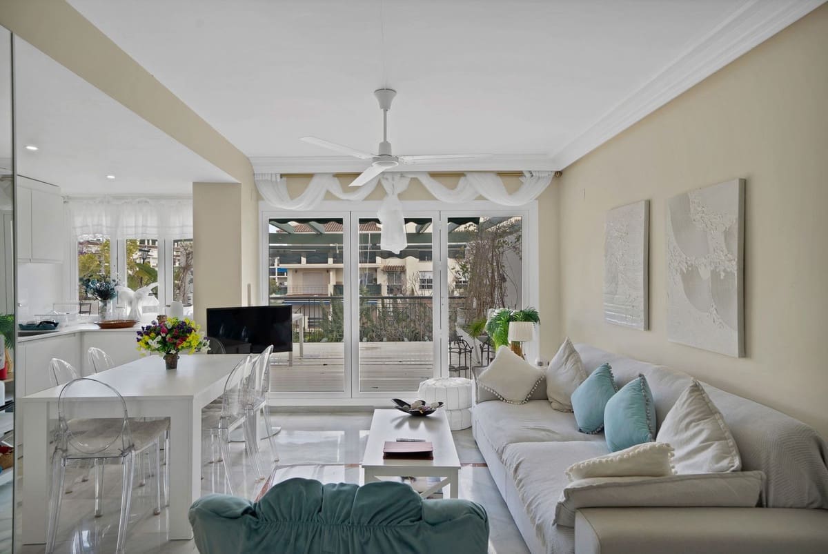 2 Zimmer Apartment zu verkaufen in Nueva Andalucia - 460.000 € (Ref: 9922609)