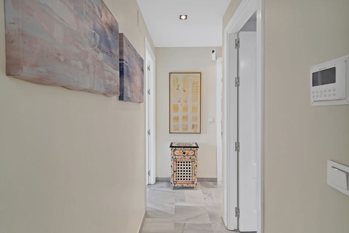 2 Zimmer Apartment zu verkaufen in Nueva Andalucia - 460.000 € (Ref: 9922609)