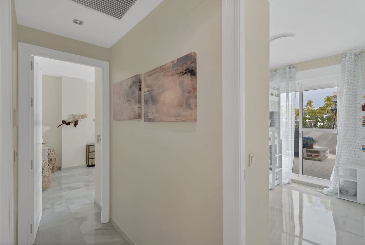 2 Zimmer Apartment zu verkaufen in Nueva Andalucia - 460.000 € (Ref: 9922609)