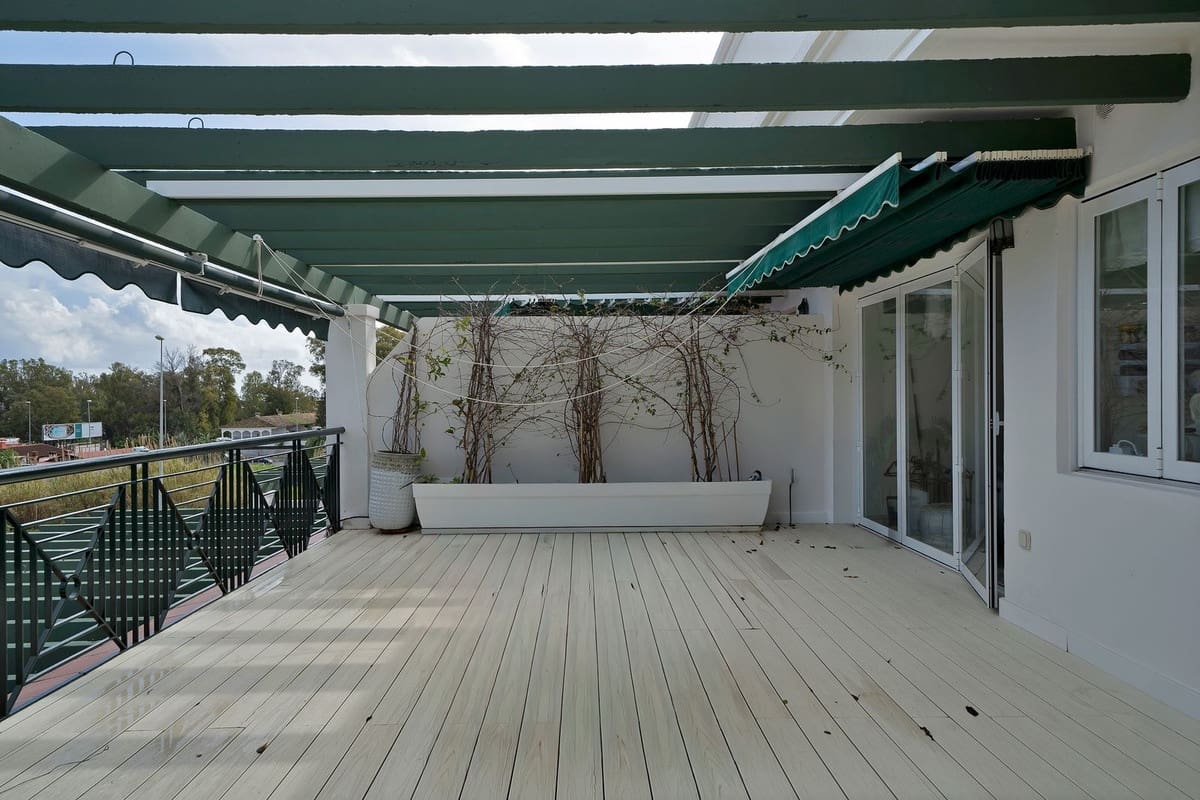 2 Zimmer Apartment zu verkaufen in Nueva Andalucia - 460.000 € (Ref: 9922609)