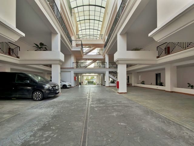 2 Zimmer Apartment zu verkaufen in Puerto Banus, Marbella - 460.000 € (Ref: 9922609)