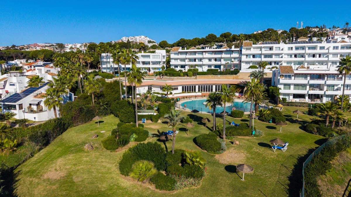 1 Zimmer Apartment zu verkaufen in Mijas Costa mit Pool - 599.000 € (Ref: 9954479)