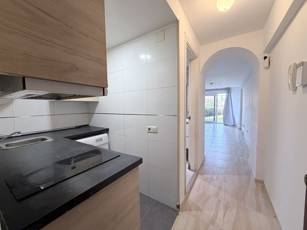 1 sovrum Lägenhet till salu i Marbella - 139 000 € (Ref: 9965529)
