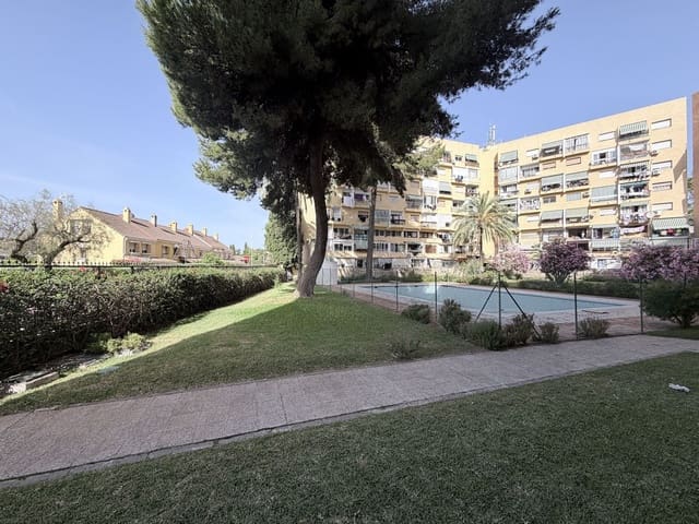 1 soverom Leilighet til salgs i Huerta Belón - Calvario, Marbella - € 139 000 (Ref: 9965529)