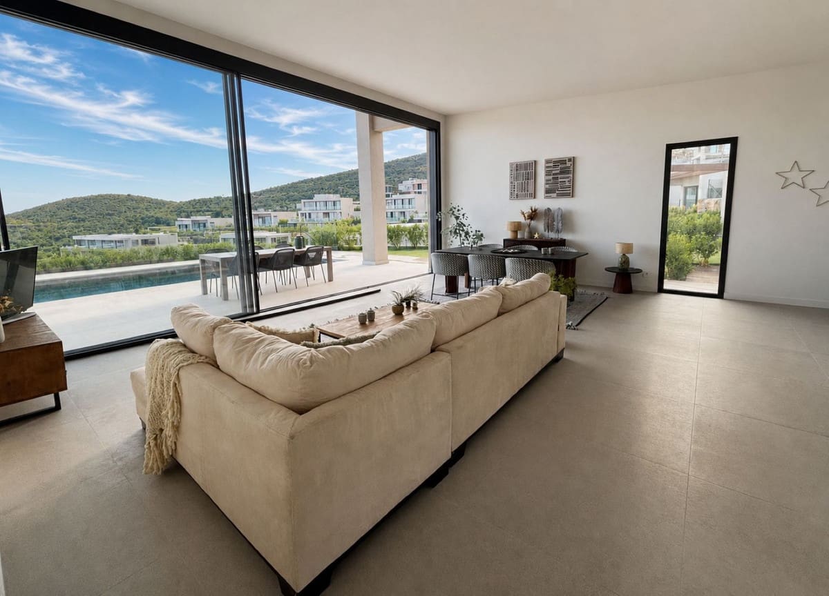 3 soverom Villa til salgs i Benahavis med svømmebasseng - € 1 975 000 (Ref: 9987088)