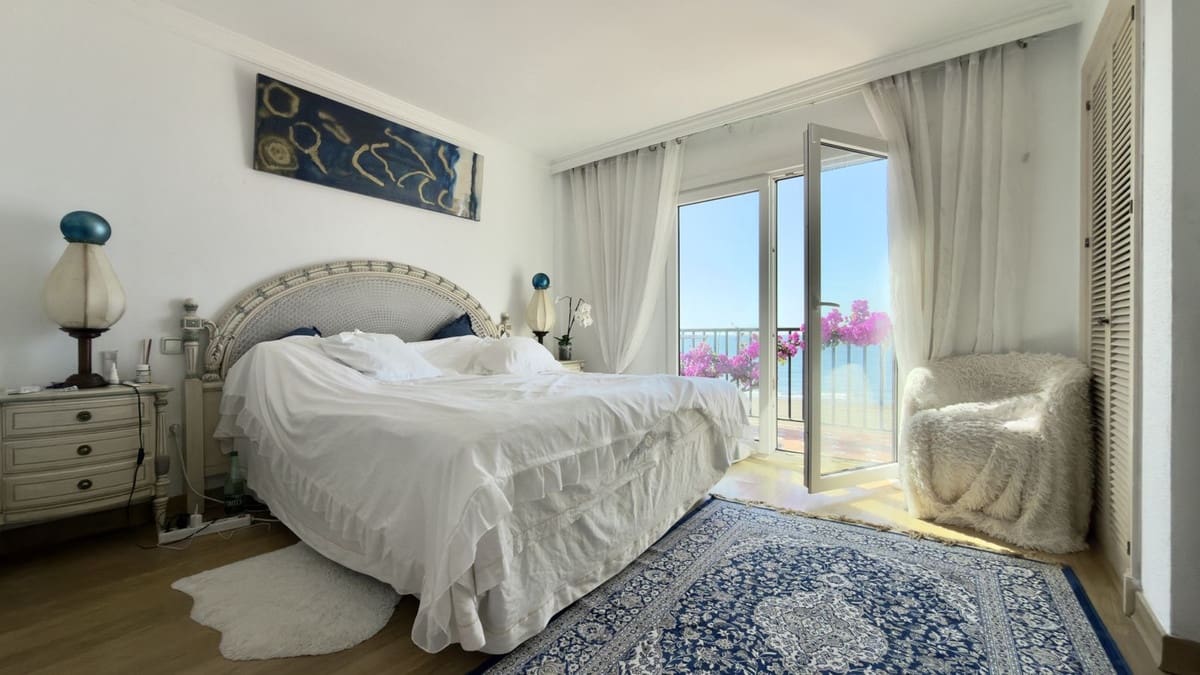 3 soveværelse Lejlighed til salg i Estepona med swimmingpool - € 650.000 (Ref: 9987092)