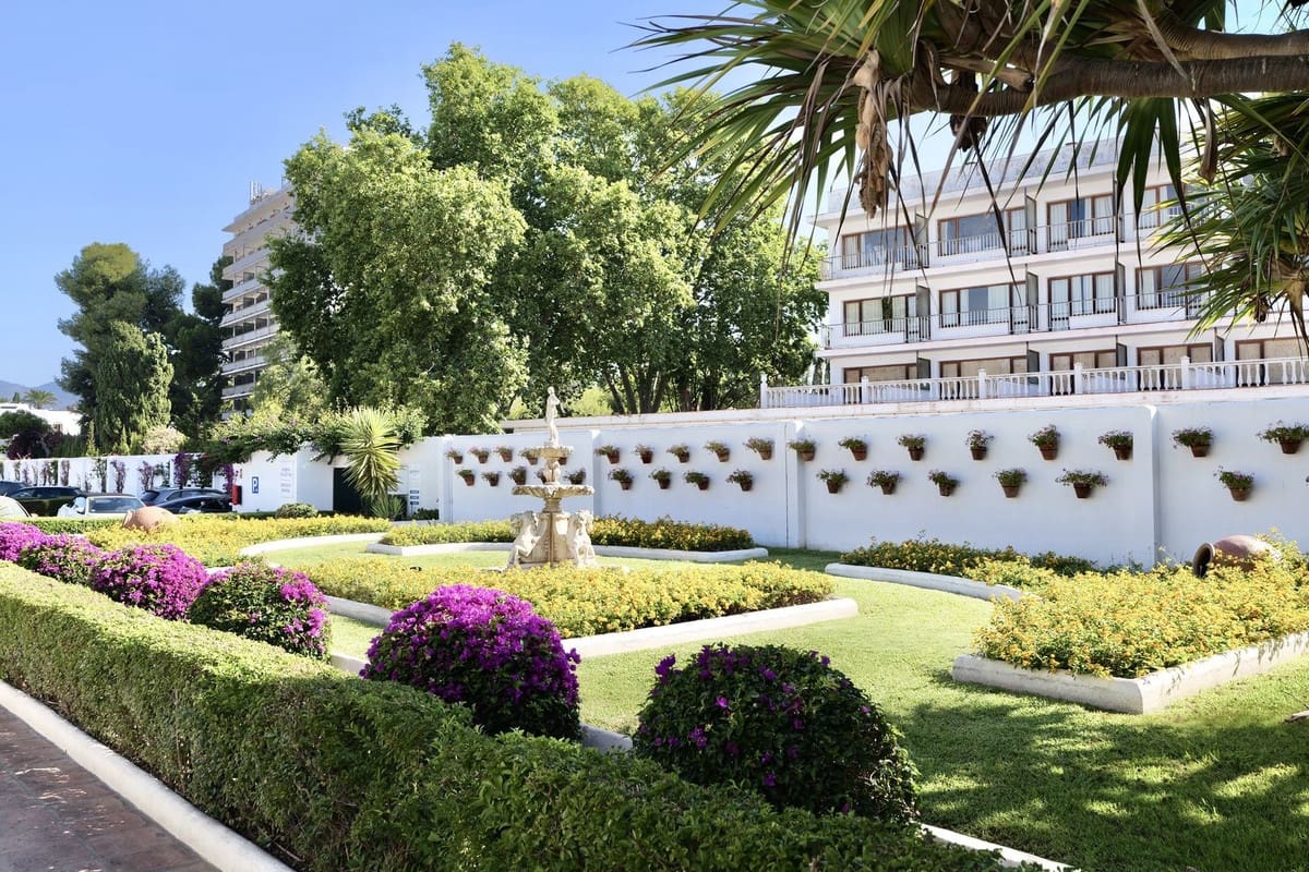 3 soveværelse Lejlighed til salg i Estepona med swimmingpool - € 650.000 (Ref: 9987092)