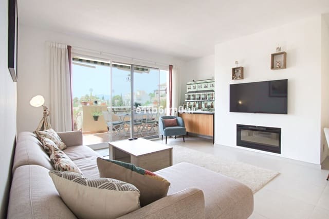 3 bedroom Penthouse for sale in Lomas De Marbella, Marbella with pool - € 795,000 (Ref: 9987093)