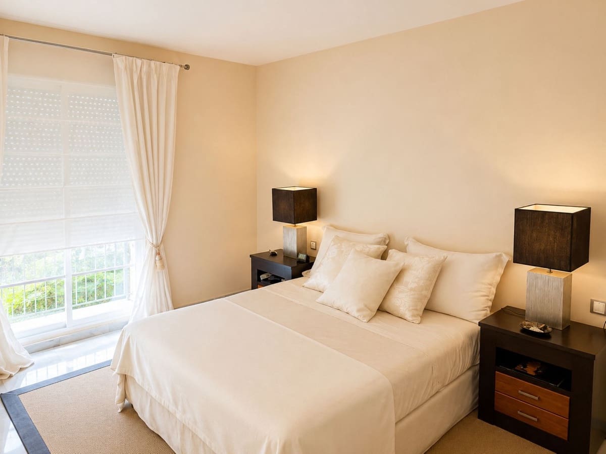 Apartamento de 2 habitaciones en Nueva Andalucia en venta - 570.000 € (Ref: 9987094)