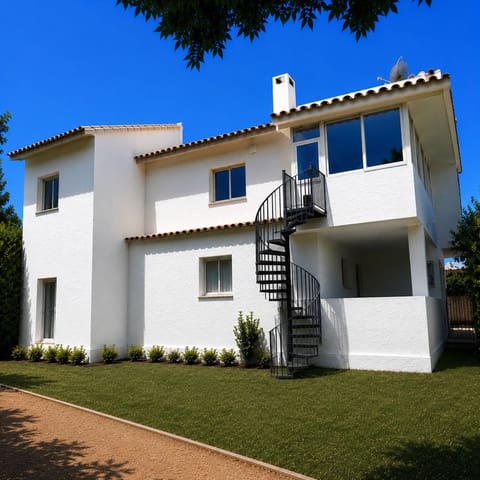 4 makuuhuone Huvila myytävänä paikassa El Faro, Mijas mukana uima-altaan - 499 000 € (Ref: 9987097)