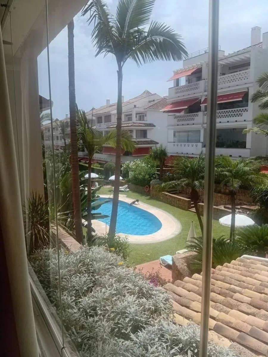 2 Zimmer Apartment zu verkaufen in Golden Mile mit Pool - 895.000 € (Ref: 9987098)