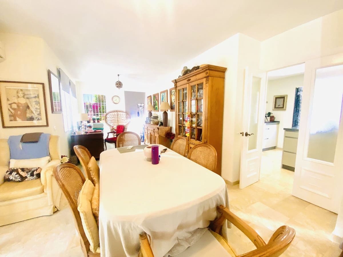 3 slaapkamer Villa te koop in Benamara met zwembad - € 1.300.000 (Ref: 9987099)