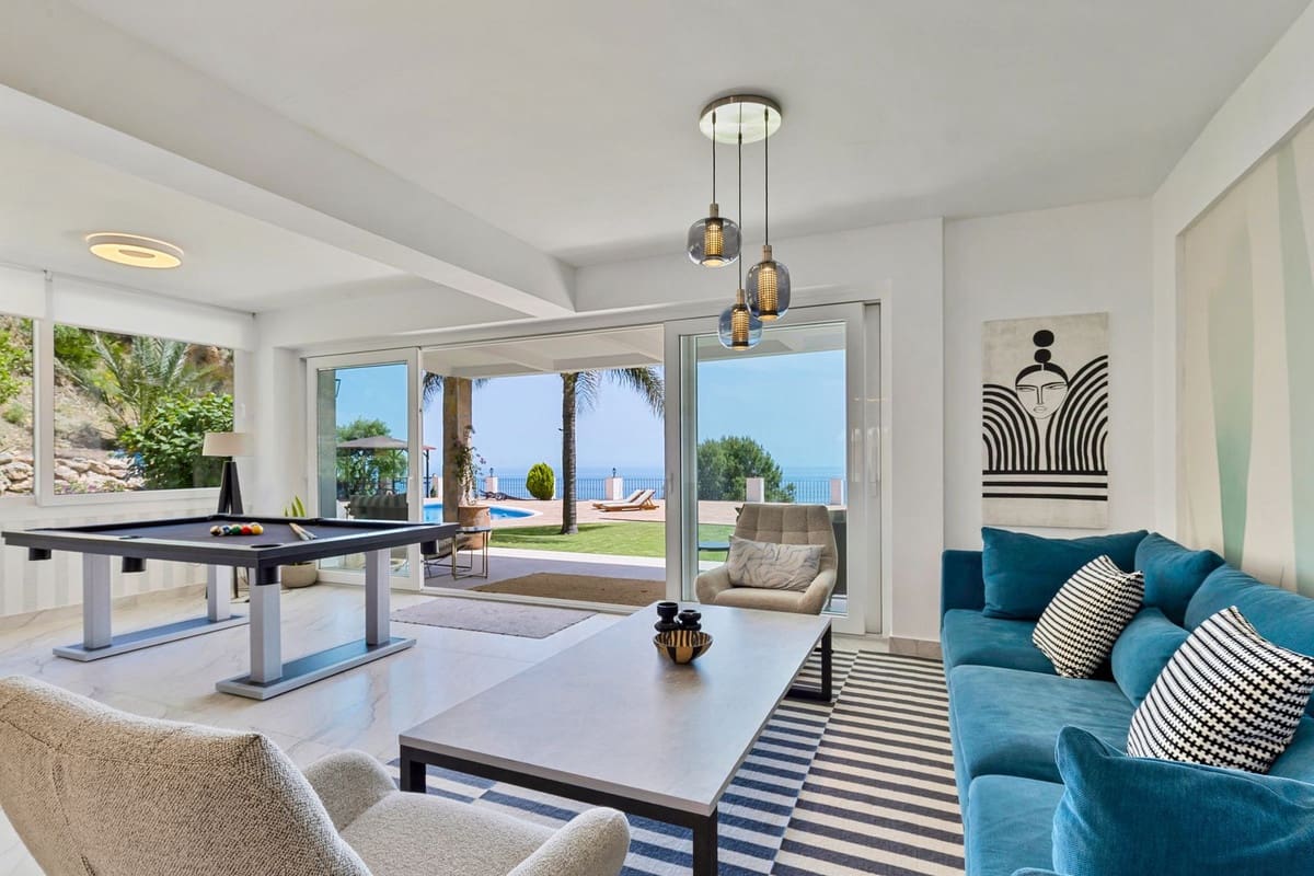 5 Zimmer Haus zu verkaufen in Ojen mit Pool - 1.695.000 € (Ref: 9987101)