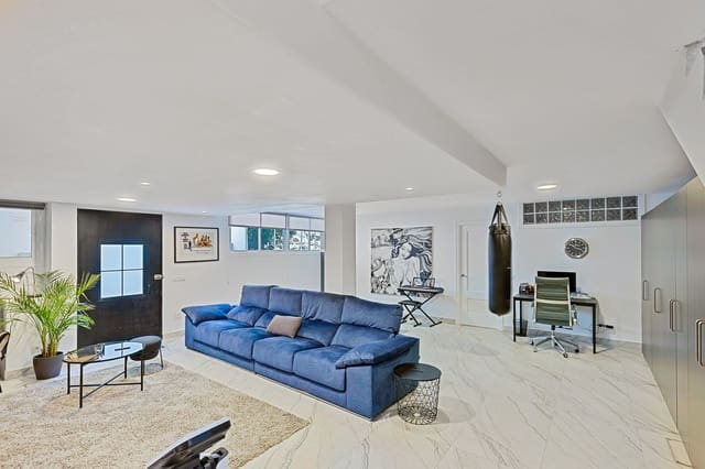 5 Zimmer Haus zu verkaufen in Ojen mit Pool - 1.695.000 € (Ref: 9987101)