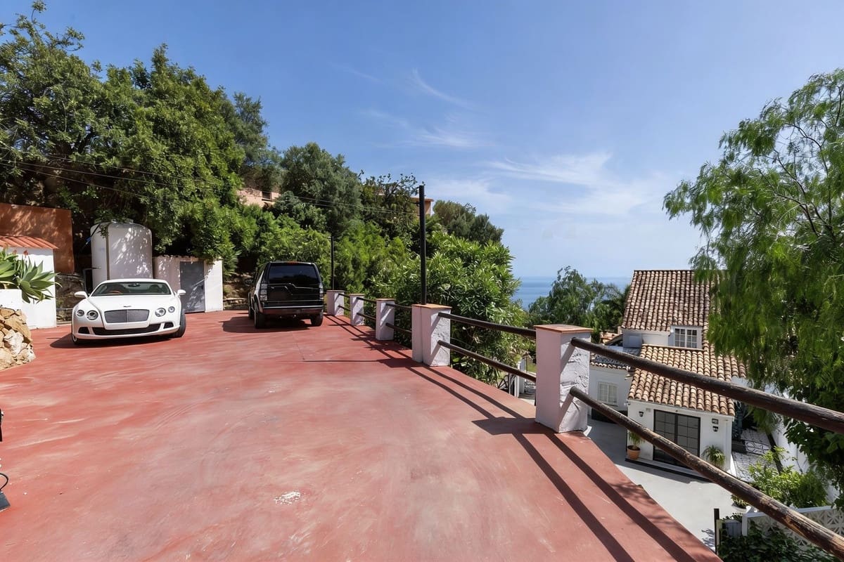 5 Zimmer Haus zu verkaufen in Ojen mit Pool - 1.695.000 € (Ref: 9987101)