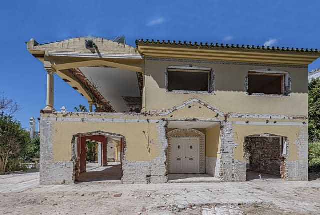 4 soverom Villa til salgs i Marbella med svømmebasseng - € 1 325 000 (Ref: 9999839)