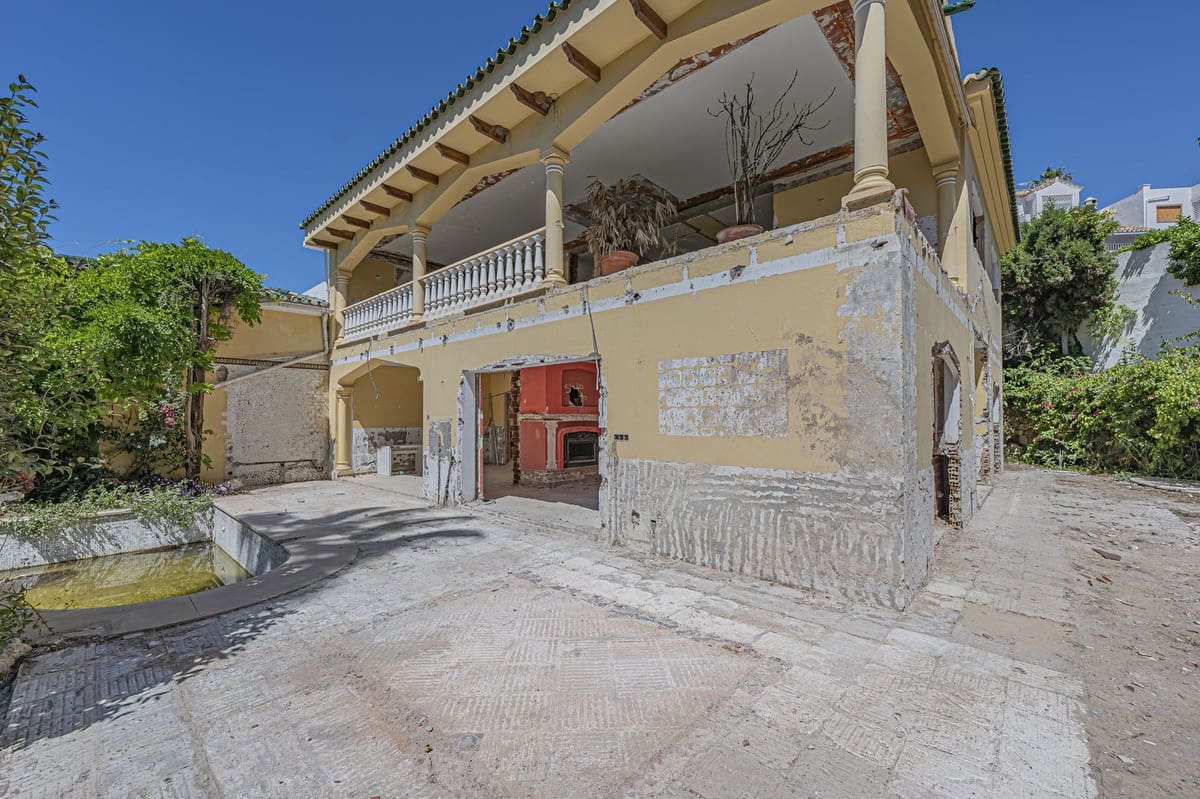 4 soverom Villa til salgs i Marbella med svømmebasseng - € 1 325 000 (Ref: 9999839)