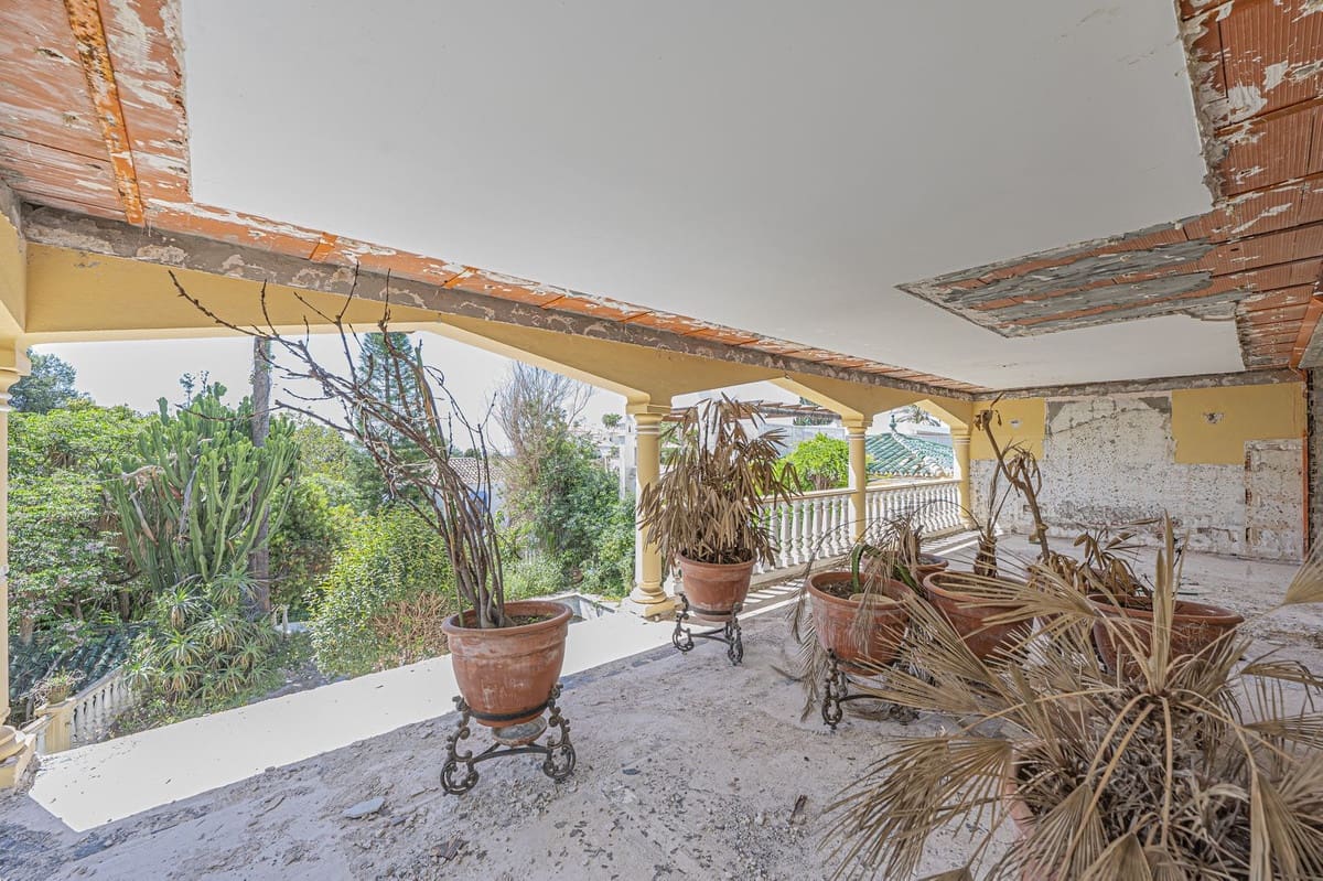 4 soverom Villa til salgs i Marbella med svømmebasseng - € 1 325 000 (Ref: 9999839)