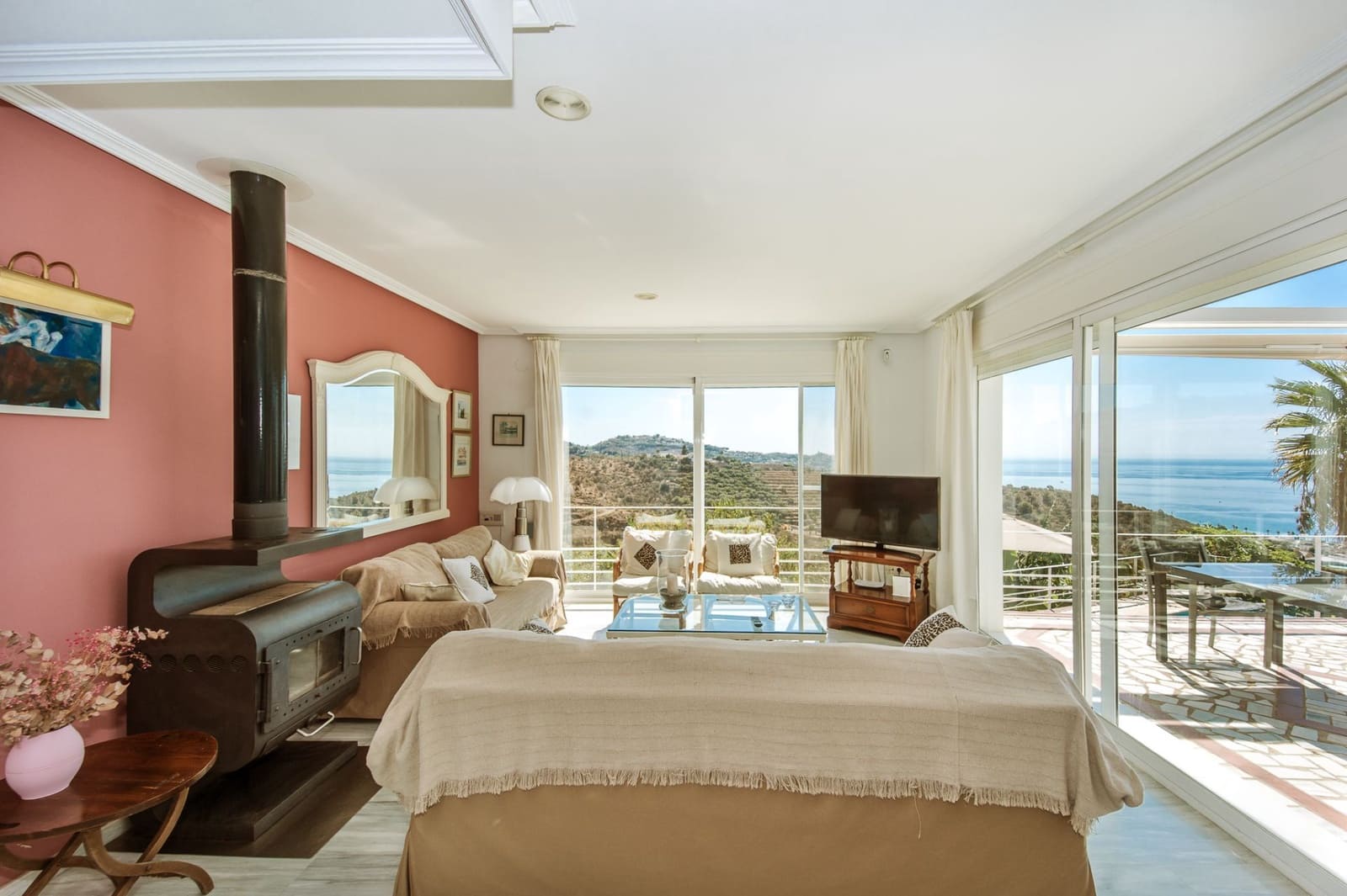 4 bedroom Finca/Country House for sale in La Herradura with pool garage - € 1,750,000 (Ref: 8337104)