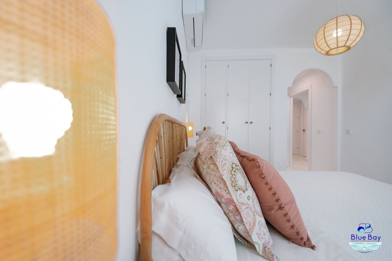 2 bedroom Apartment for rent in La Herradura with pool garage - € 1,400 (Ref: 8559381)