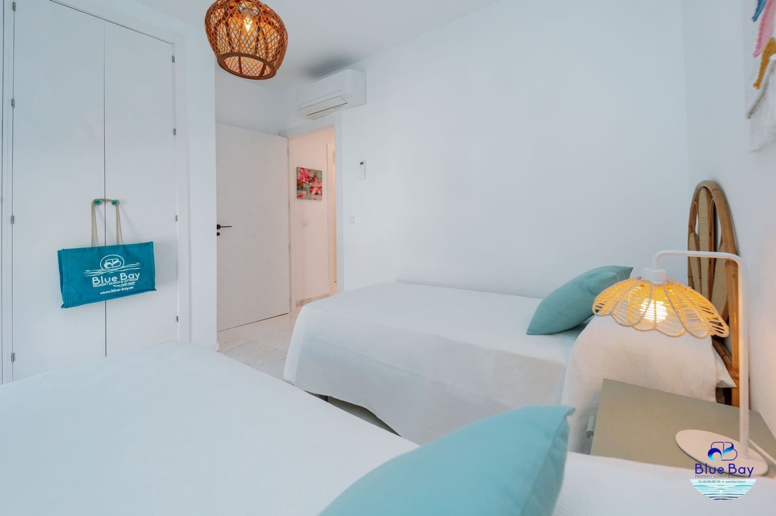 2 bedroom Apartment for rent in La Herradura with pool garage - € 1,400 (Ref: 8559381)