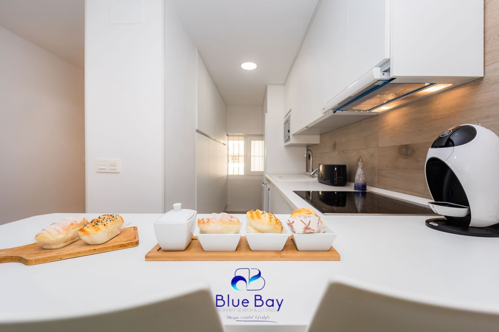 2 soveværelse Lejlighed til leje i La Herradura med garage - € 1.350 (Ref: 8677499)