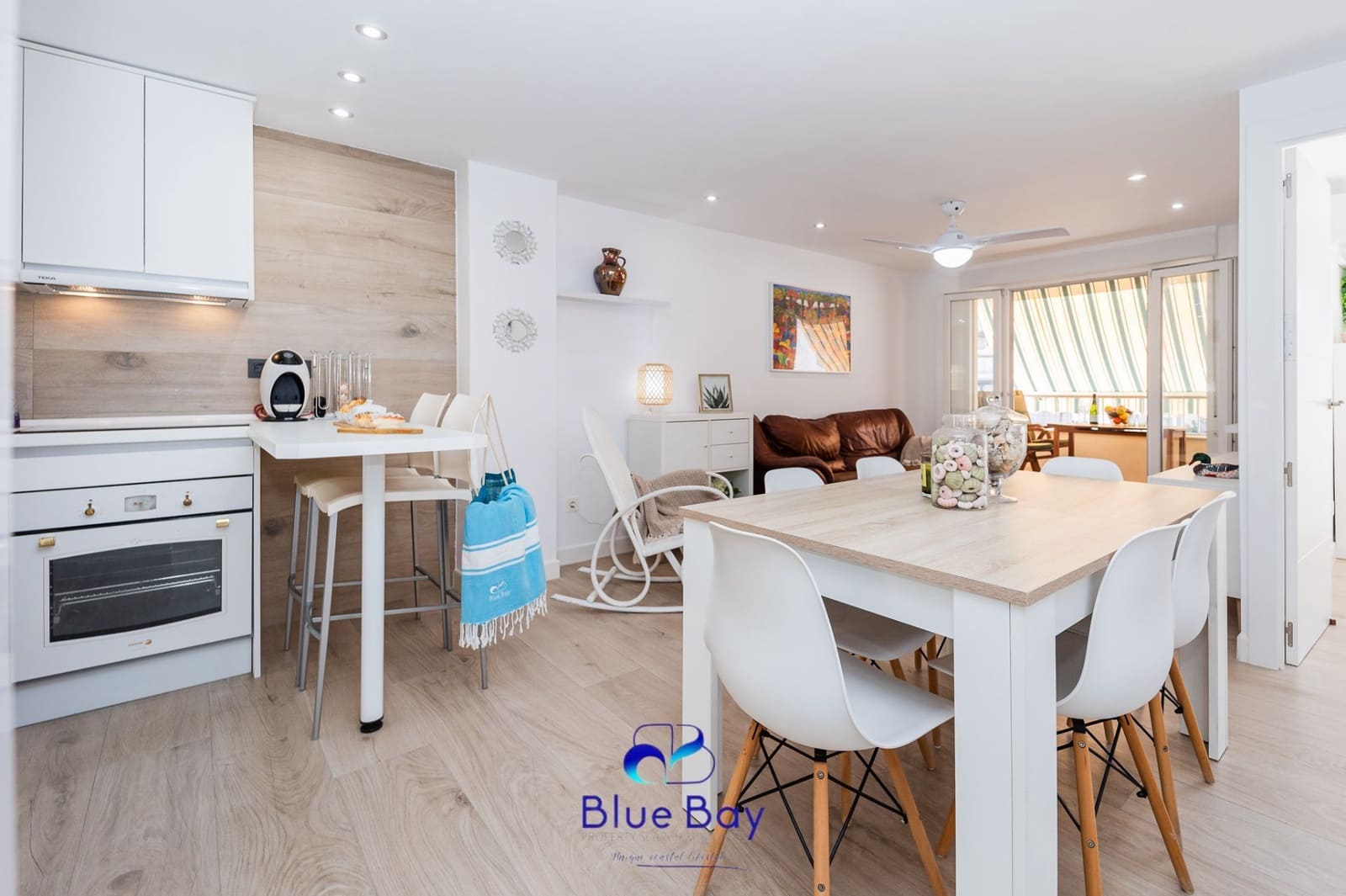 2 soveværelse Lejlighed til leje i La Herradura med garage - € 1.350 (Ref: 8677499)