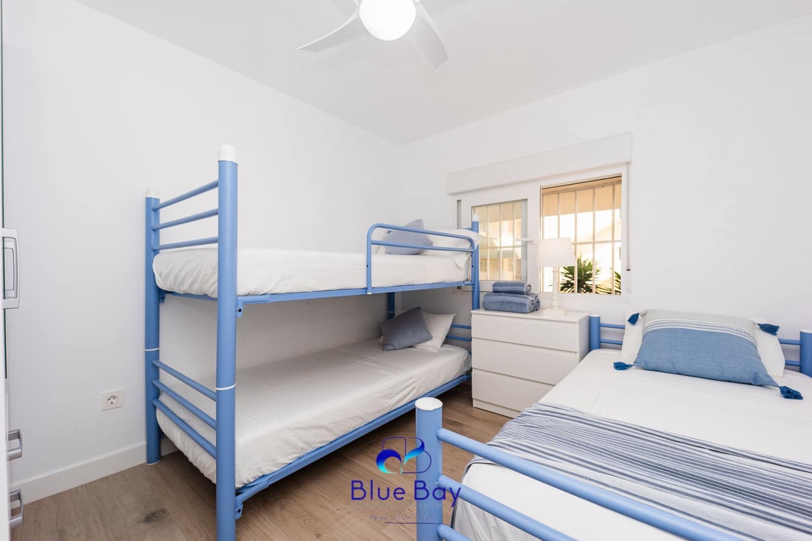 2 soveværelse Lejlighed til leje i La Herradura med garage - € 1.350 (Ref: 8677499)