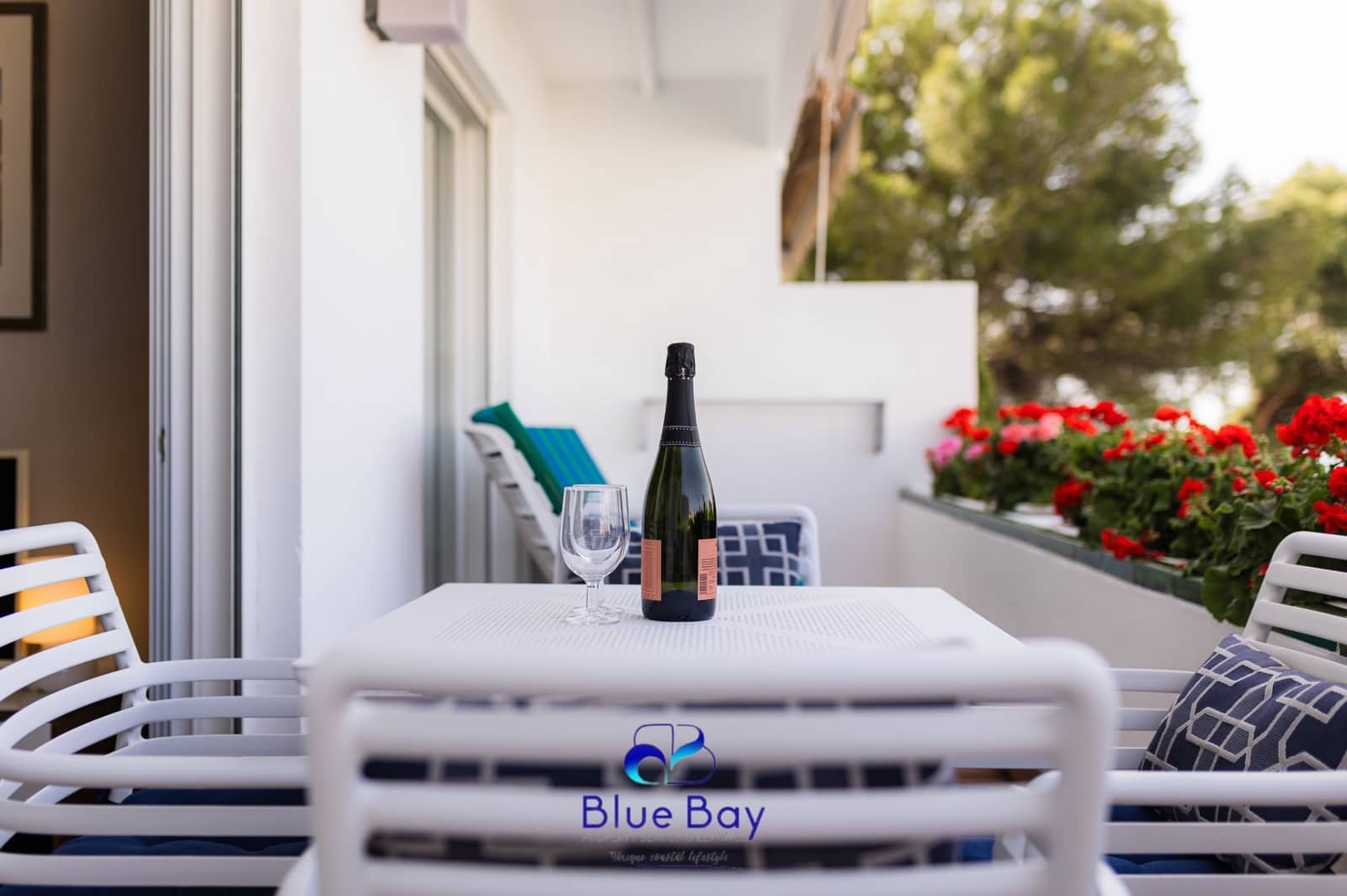 1 sovrum Lägenhet att hyra i La Herradura med pool garage - 1 200 € (Ref: 8699381)