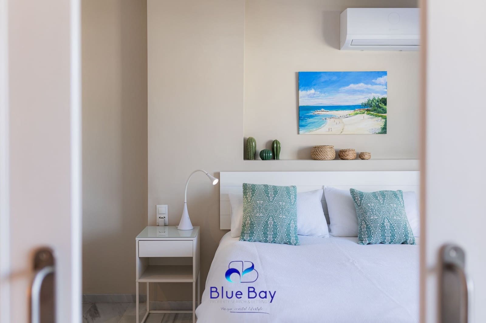 1 sovrum Lägenhet att hyra i La Herradura med pool garage - 1 200 € (Ref: 8699381)