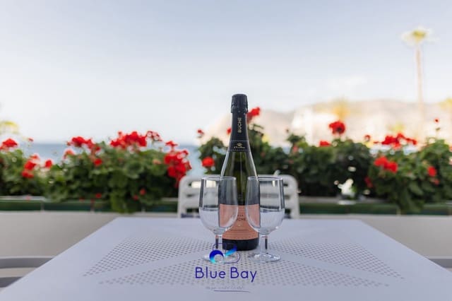 1 bedroom Apartment for rent in La Herradura, Almuñécar with pool garage - € 1,200 (Ref: 8699381)