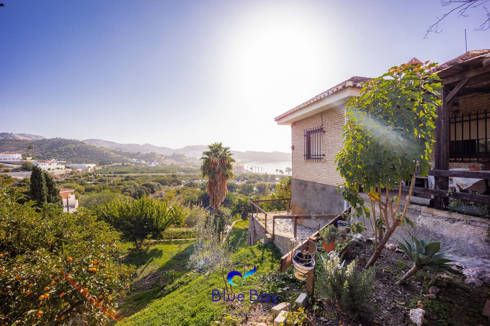 5 bedroom Villa for sale in La Herradura with pool garage - € 2,500,000 (Ref: 8750205)
