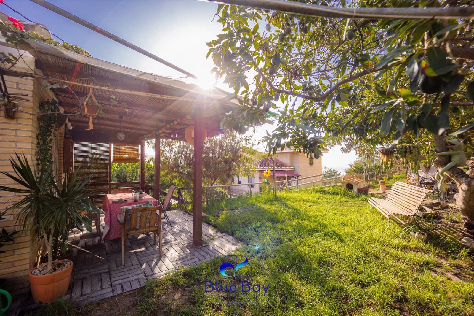 5 bedroom Villa for sale in La Herradura with pool garage - € 2,500,000 (Ref: 8750205)